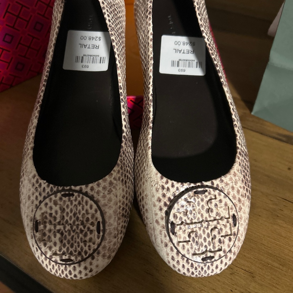 Tory Burch Minnie BnWT size 6.5